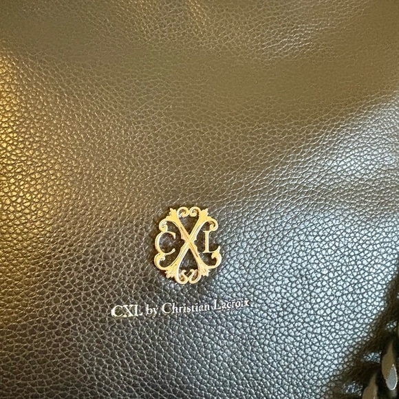 SOLD!! Black Leather Chain Shoulder Bag - Picture 2 of 7